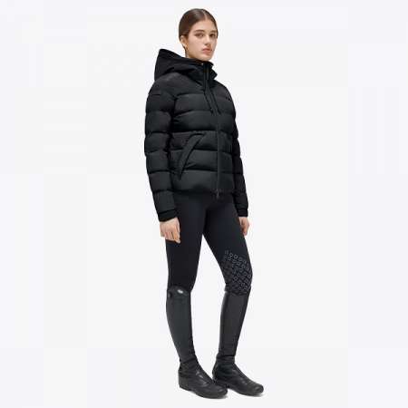 CT Women's medium down jacket