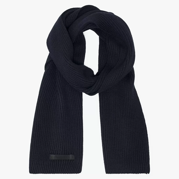 CT Merino wool scarf