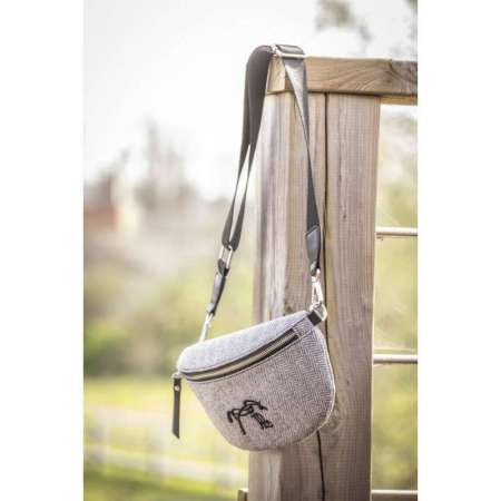 PENELOPE "Chevron" Fanny pack