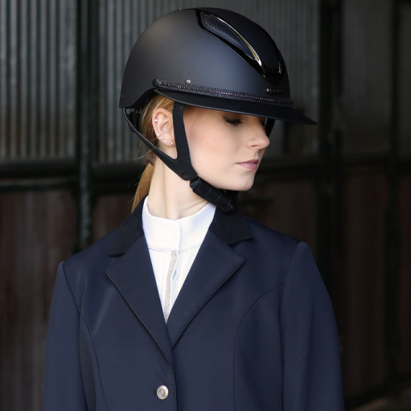 Chloe Helmet