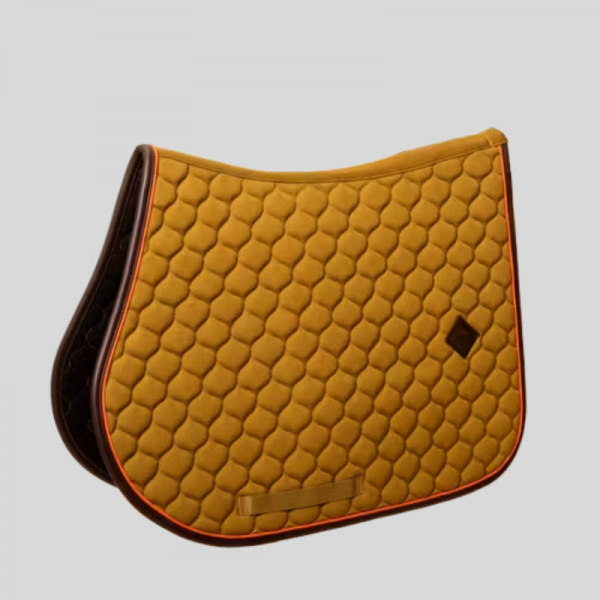 Tapis de selle Onion Quilt Neon Leather Jumping