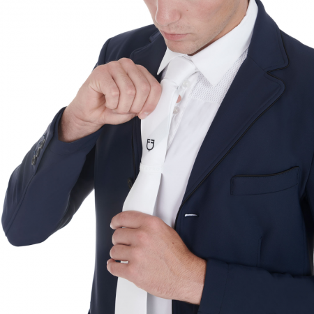 Cravate de compétition avec logo brodé