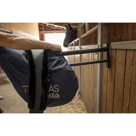 HIPPOTONIC Removable Saddle and Saddle Pad Rack