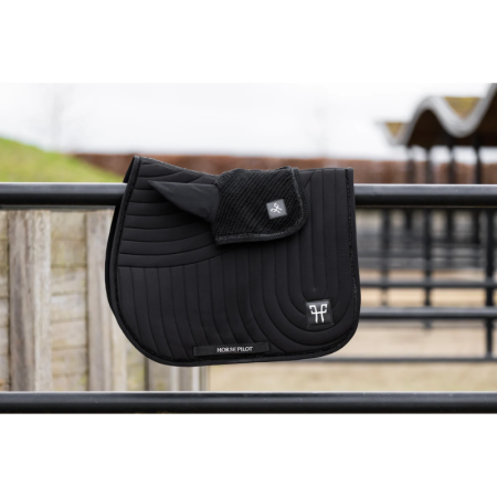 Fly ear bonnet HP