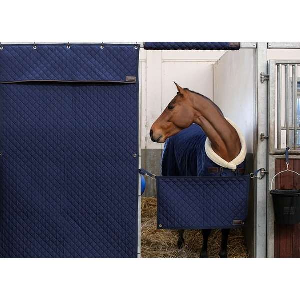 Stable Curtain