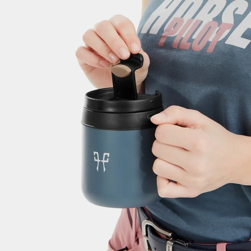 Mug Horse Pilot